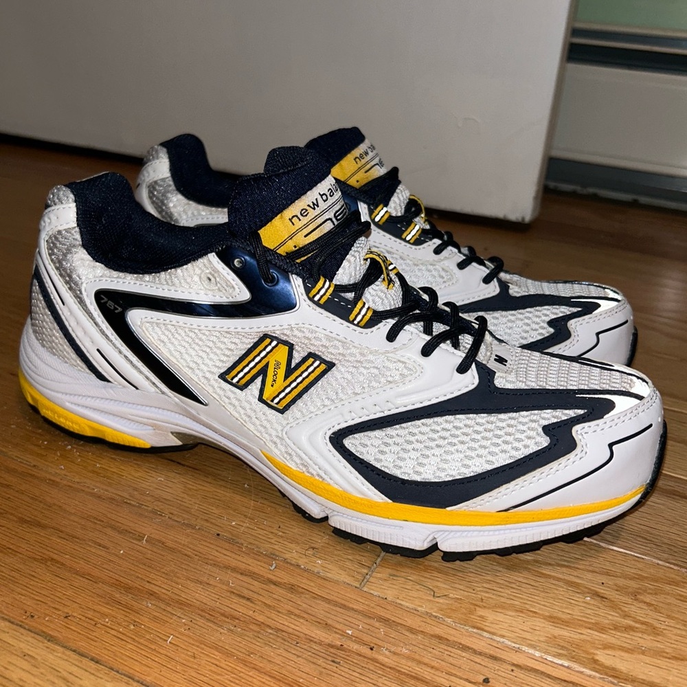 🇺🇸Men’s New Balance 767(2005)